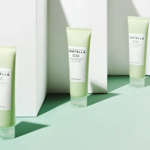 SKIN1004 Madagascar Centella Tea-Trica BHA Foam 125ml SKIN1004 Madagascar Centella Tea-Trica BHA Foam 125ml