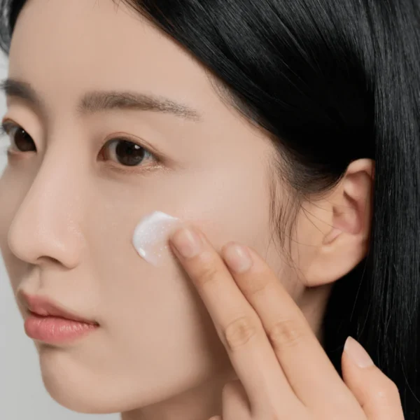 SKIN1004 SKIN 1004 Madagascar Centella Tone Brightening Capsule Cream