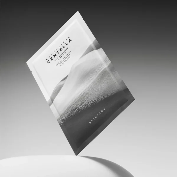 SKIN1004 Madagascar Centella Tone Brightening Glow Mask