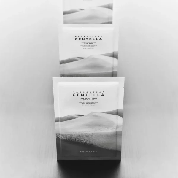 SKIN1004 Madagascar Centella Tone Brightening Glow Mask Pack 5 pcs